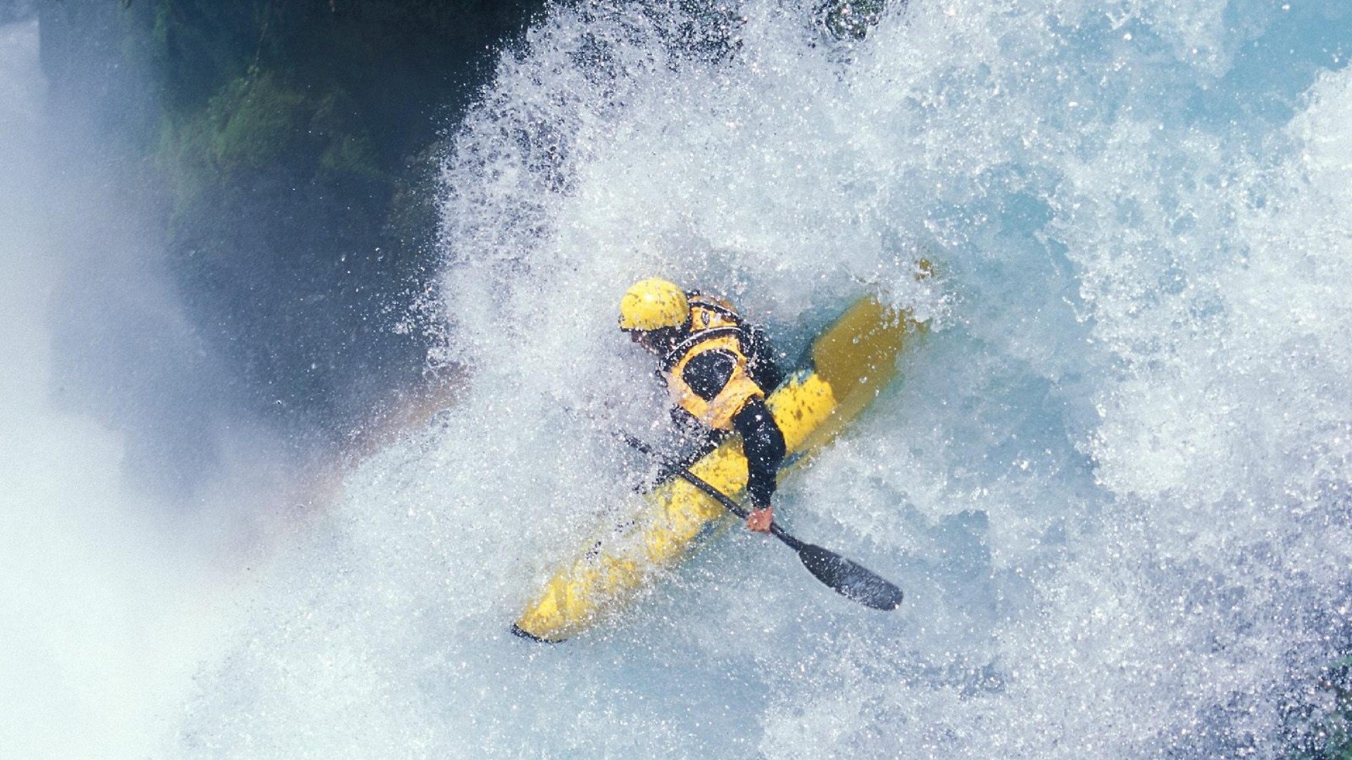 世界极限攀爬巡回赛,攀上未知的巅峰荣光,极限攀爬第一人坠亡